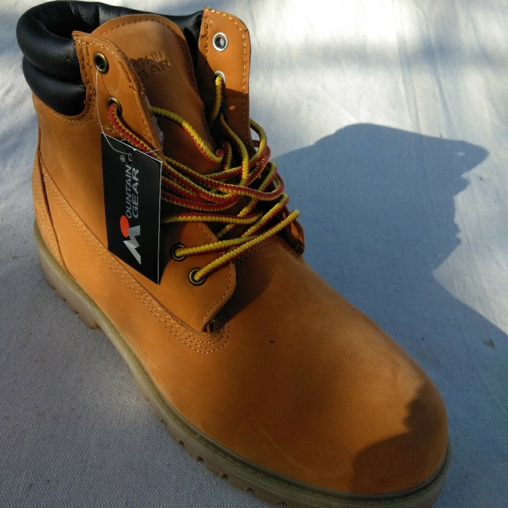 Mountain GEAR BOOTS - Picture 3 of 8